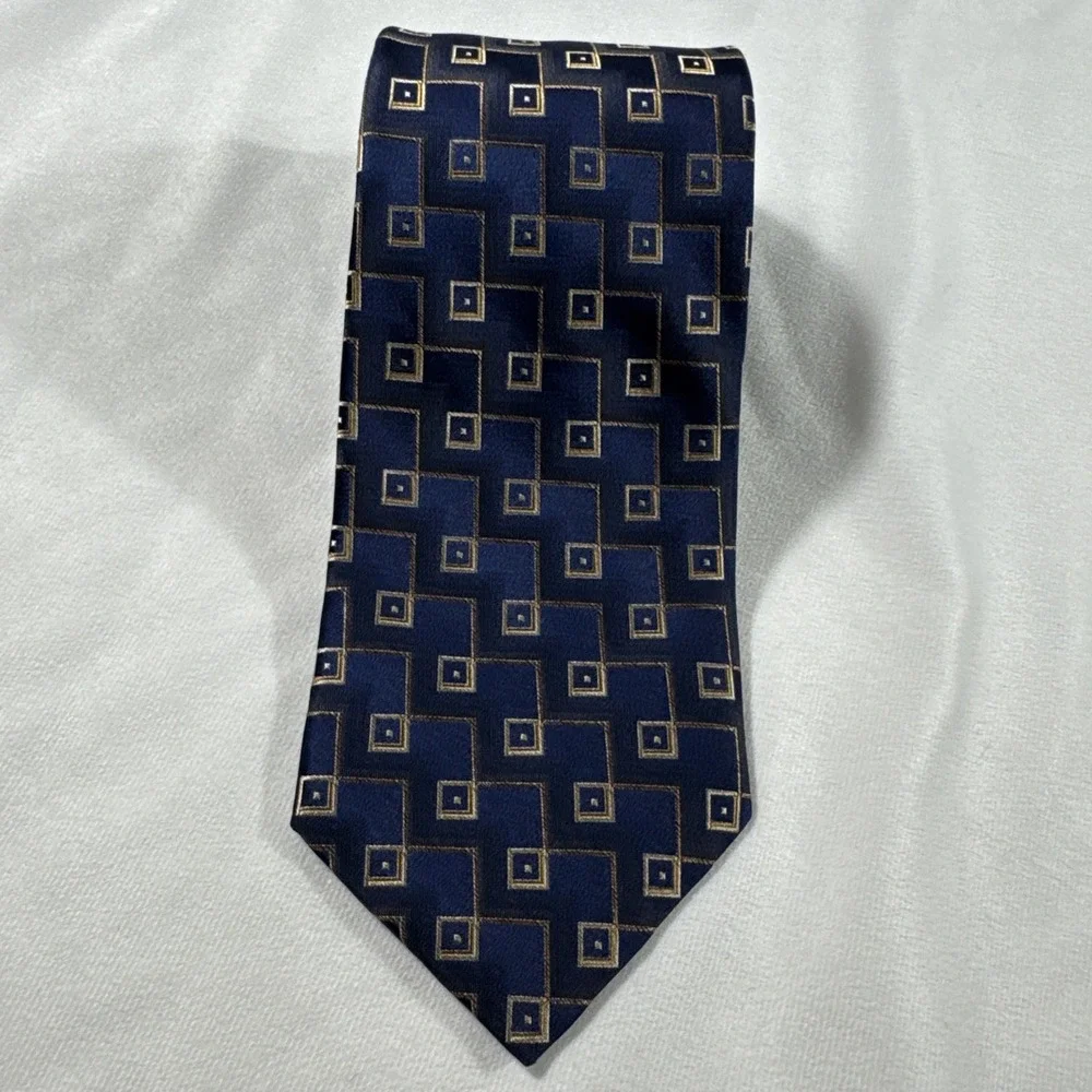 PAUL DIONE Men's 100% Silk Classic Necktie‎ Designer CHECKERED Navy Blue EUC